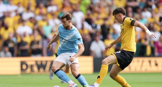 南宫娱乐平台-包含赛后英超传出新动向，尤文图斯防线松动，管理层表态：球迷炸锅，赛季目标并未改变的词条